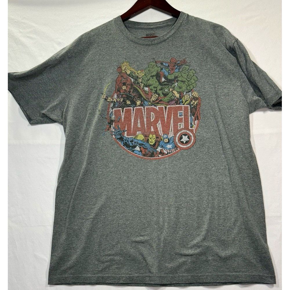Marvel Legends Comics Short Sleeve Gray‎ Crew Neck T-shirt Sz. XL